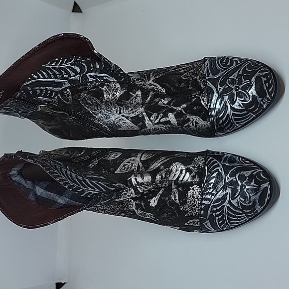 L'Artiste Womens Lidia Ankle Boots Black Silver Floral Leather Zip 8.6 EUR 39 - Picture 2 of 5